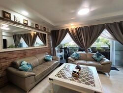 Blk 533 Hougang Avenue 6 (Hougang), HDB Executive #620028321